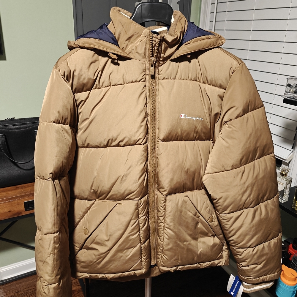 Champion Men's Tan Puffer Jacket Medium